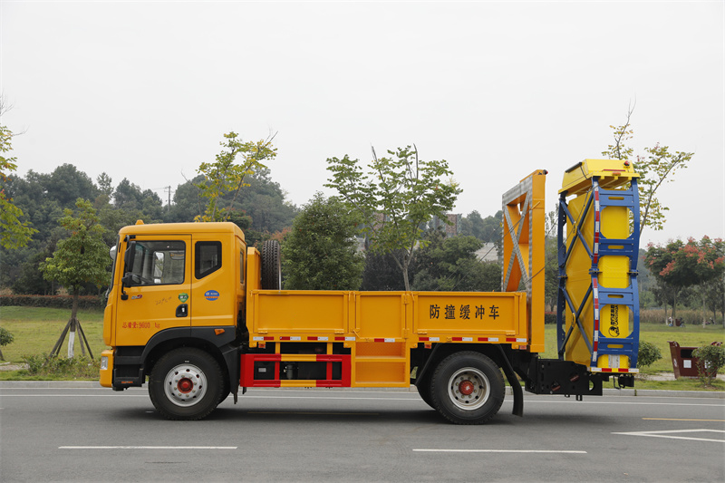 東風多利卡D9防撞車進口包